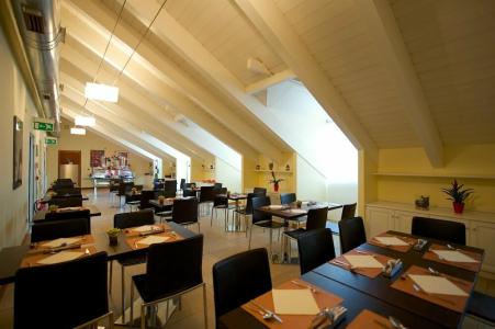 Best Western Crystal Palace - 7