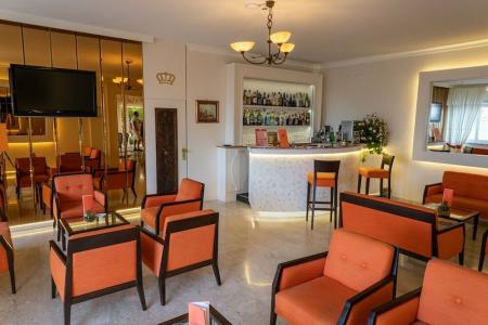 Regina Sorrento - 22