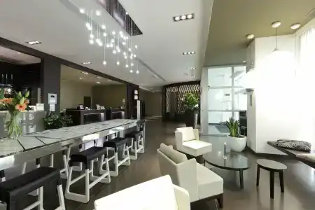 Best Western Premier CHC Airport - 38
