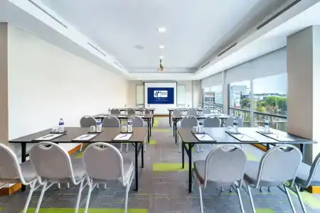 Holiday Inn Express Jakarta Menteng - 16