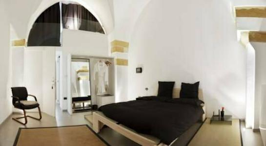 Zenthe Small Luxury B&B - 36