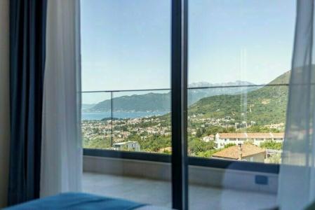 Royal Blue Resort & Residences - 2