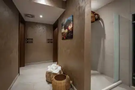 Royal Blue Resort & Residences - 36