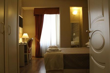 Relais Bocca di Leone Guest House - 19