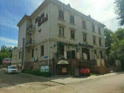 Plaza - 20