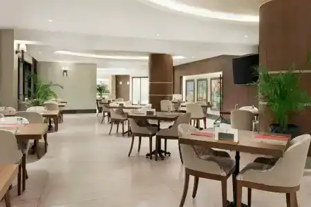 Ramada by Wyndham - 25