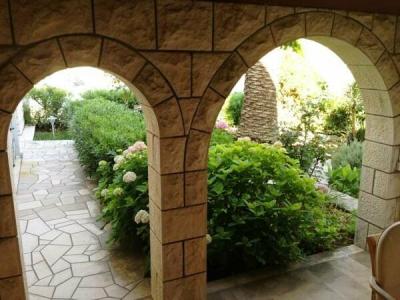 Guest House Steel - 4