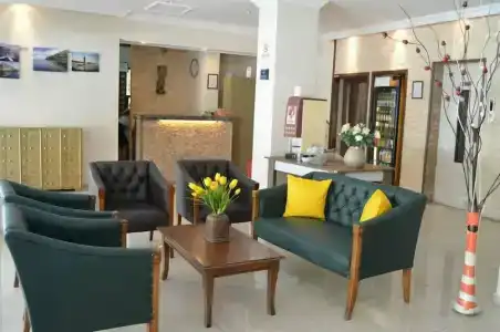 Kleopatra Carina - 5