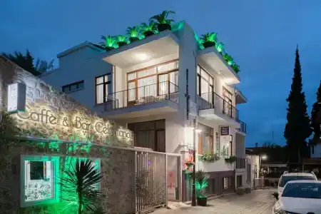 Delight Deluxe & Spa - 0