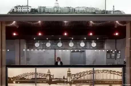 Охтинская - 48