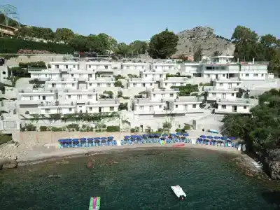 Blue Bay - 4