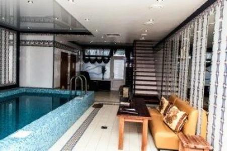 Karavan Mini-Hotel - 1