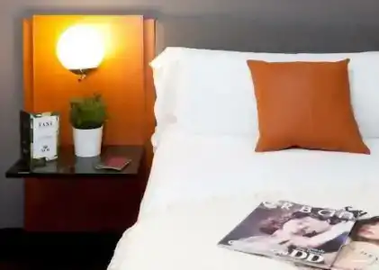 Malcom and Barret - 81