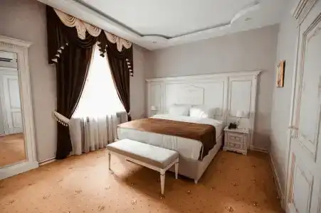 Imperial Palace - 16