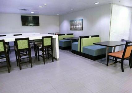 Best Western Plus Orlando Lake Buena Vista South Inn Suites - 49