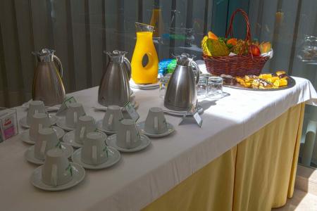 Holiday Inn Lisbon by IHG - 9