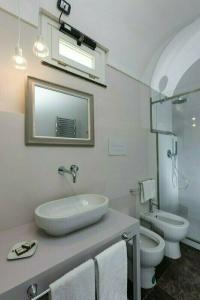 Palazzo Conti Camere & Suites - 15