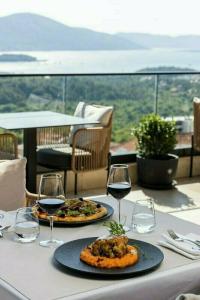 Royal Blue Resort & Residences - 3