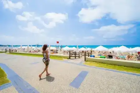 Sandy Beach - All Inclusive - 18