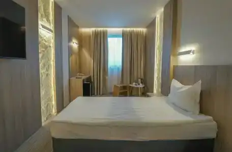 Aqua - 20