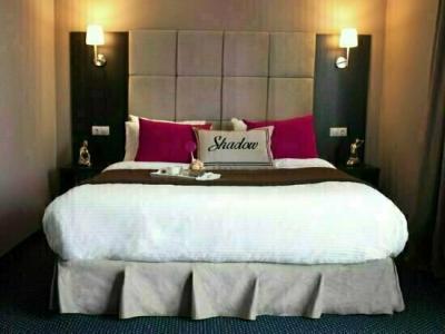Shadow Boutique & Spa - 16