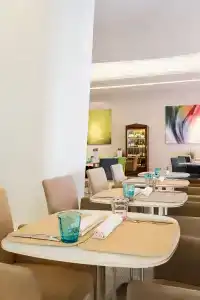 Novotel Moscow Sheremetyevo Airport - 12