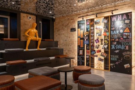 Globe Runner & Hostel Kyiv City Center - 17