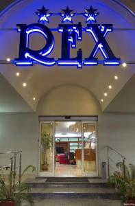 Rex - 22