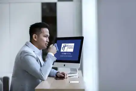 Holiday Inn Express Jakarta Menteng - 11