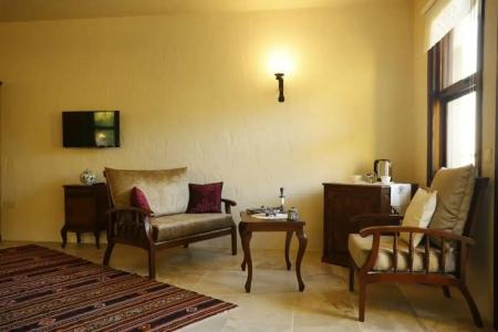 Mandarin & Mango Boutique - 7