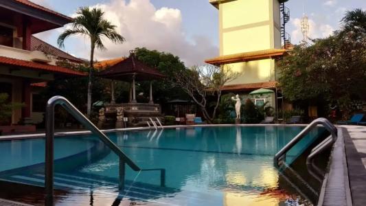 Pesona Beach Inn - 0