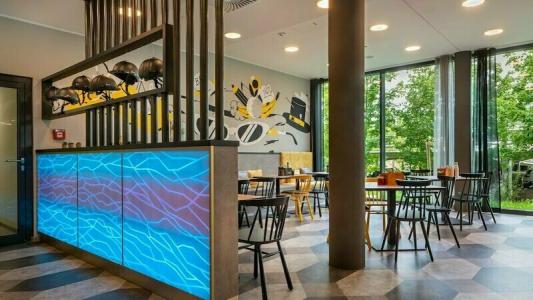 Holiday Inn - the niu, FURY ASCHHEIM MESSE by IHG - 43