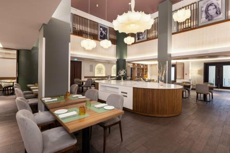 Holiday Inn Naples by IHG - 40
