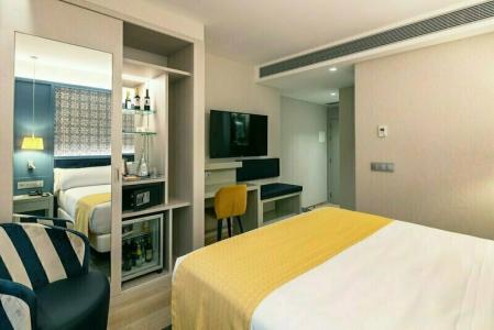 Catalonia Porto - 45
