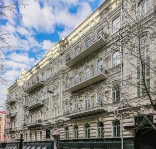 Globe Runner & Hostel Kyiv City Center - 3