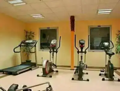 Aqua - 38