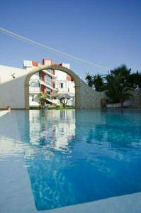 Rainbow Resort - 40