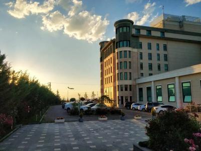 DoubleTree by Hilton Van - 9