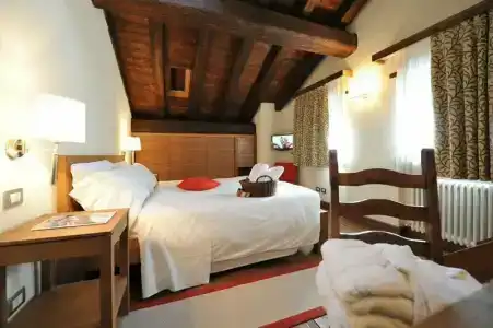 Maison Tissiere et Cuisine - 14