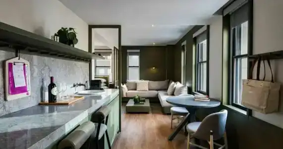Moxy NYC Times Square - 10