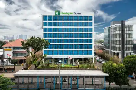Holiday Inn Express Jakarta Menteng - 0