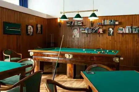 Grand Excelsior - 30