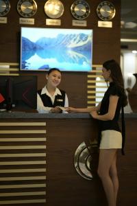 Golden Dragon ApartHotel - 3