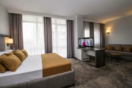 Best Western PLUS Premium Inn - 57