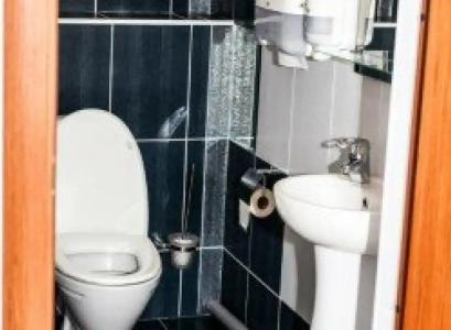 Karavan Mini-Hotel - 8