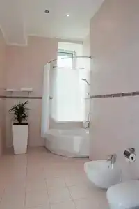 Tsunami Spa - 4