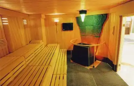 Tsunami Spa - 23
