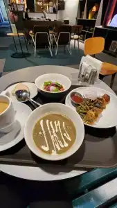 Friends on Fontanka - 75