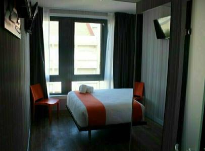 EasyHotel - 9