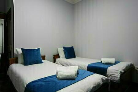Globus Avenue - 22